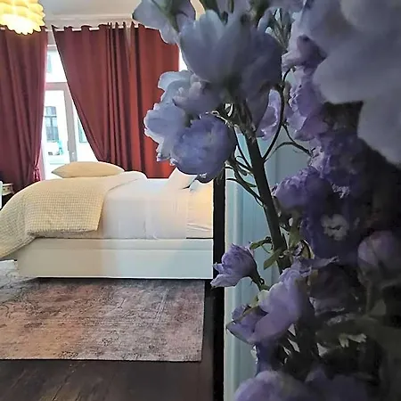 Chantilly Townhouse Holiday home Ghent